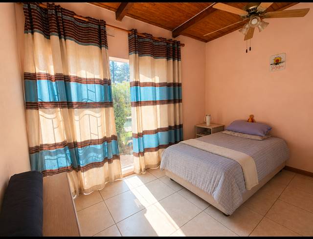 4 BEDROOM FREEHOLD FOR SALE IN GLEN DONALD AH